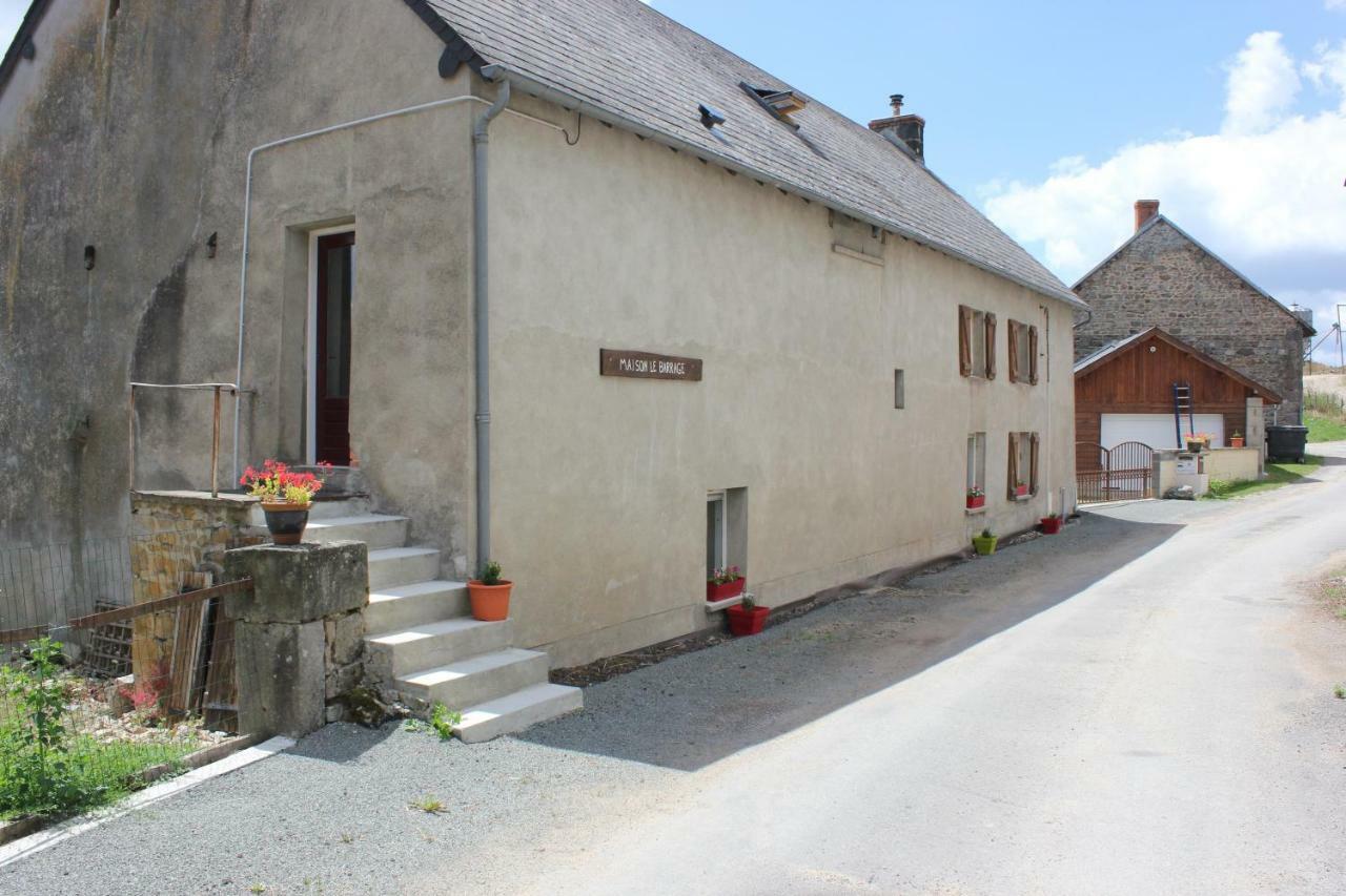 Maison Le Barrage Saint-Gervais-dʼAuvergne Εξωτερικό φωτογραφία